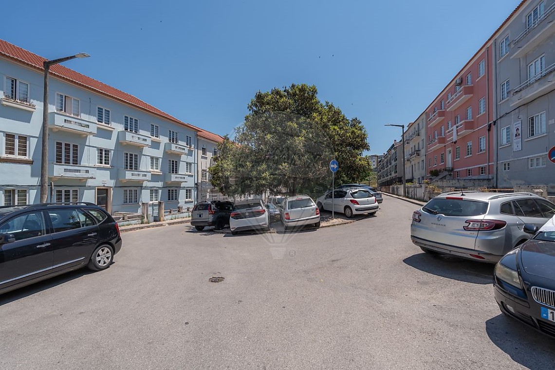 Apartamento 2 habitaciones en venta en Santo António dos Olivais
