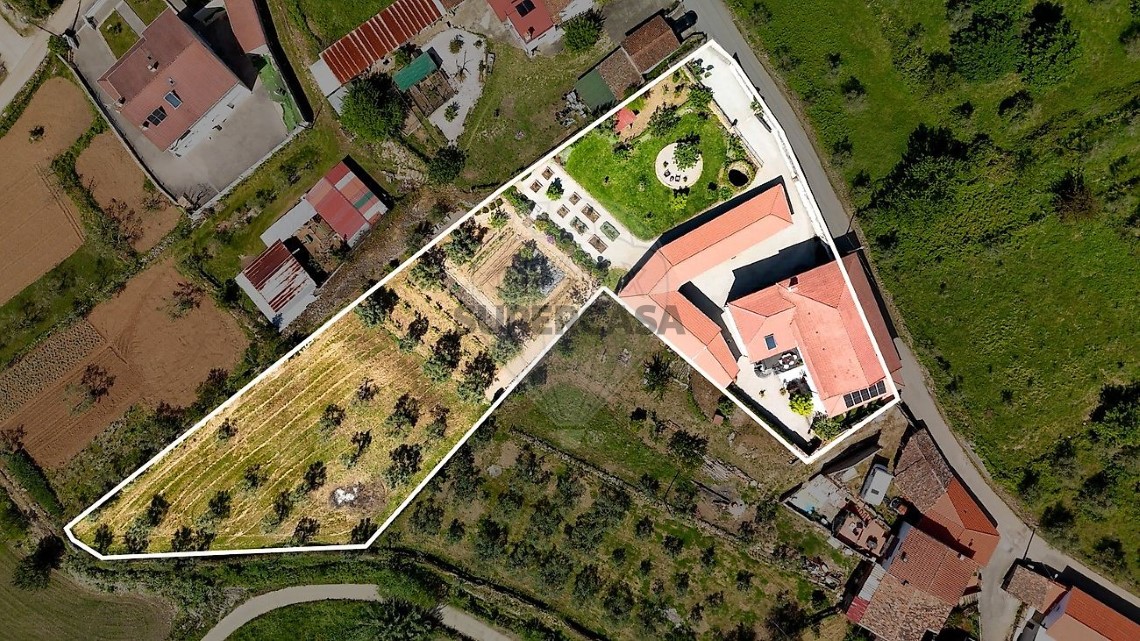 Haus 4 Zimmer verkaufen auf Vila Nova do Ceira