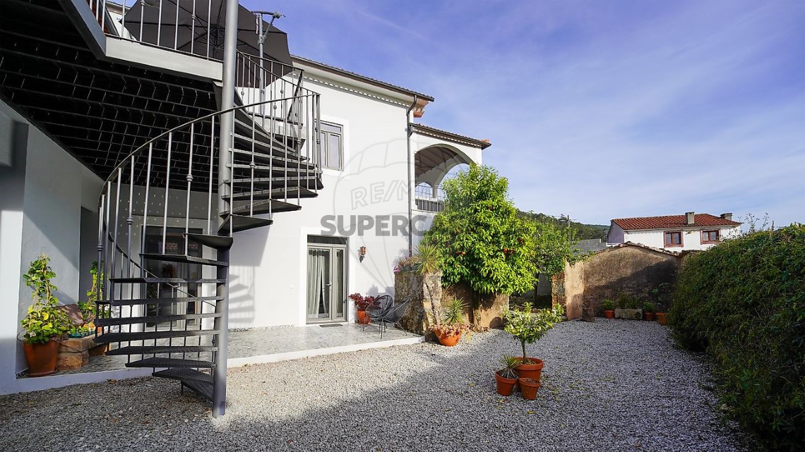 Haus 4 Zimmer verkaufen auf Vila Nova do Ceira