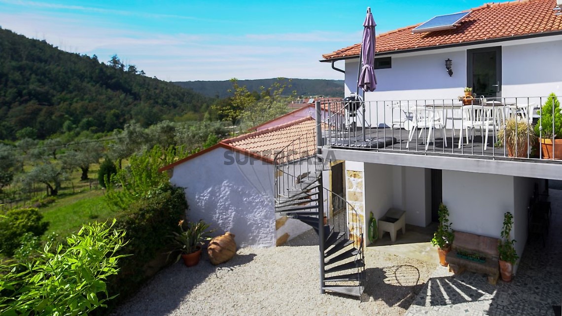 Haus 4 Zimmer verkaufen auf Vila Nova do Ceira