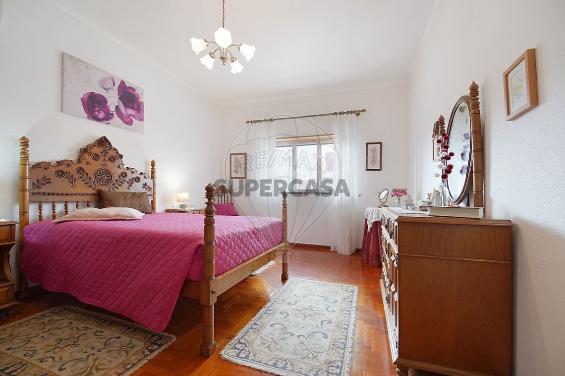 Casa 4 habitaciones en venta en São Martinho do Bispo e Ribeira de Frades