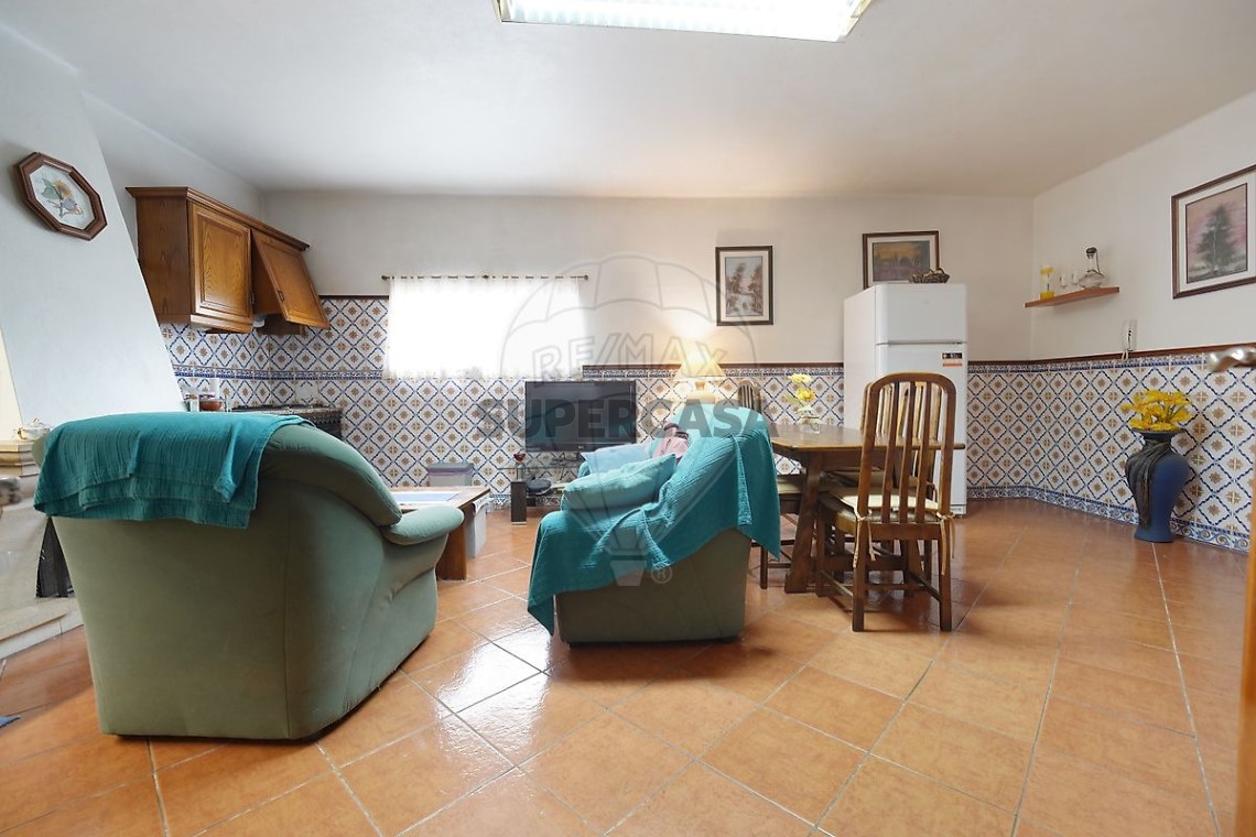 Casa 4 habitaciones en venta en São Martinho do Bispo e Ribeira de Frades