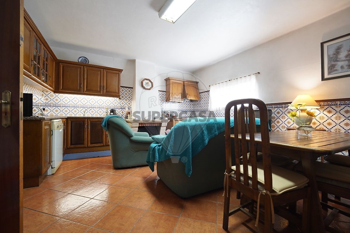 Casa 4 habitaciones en venta en São Martinho do Bispo e Ribeira de Frades