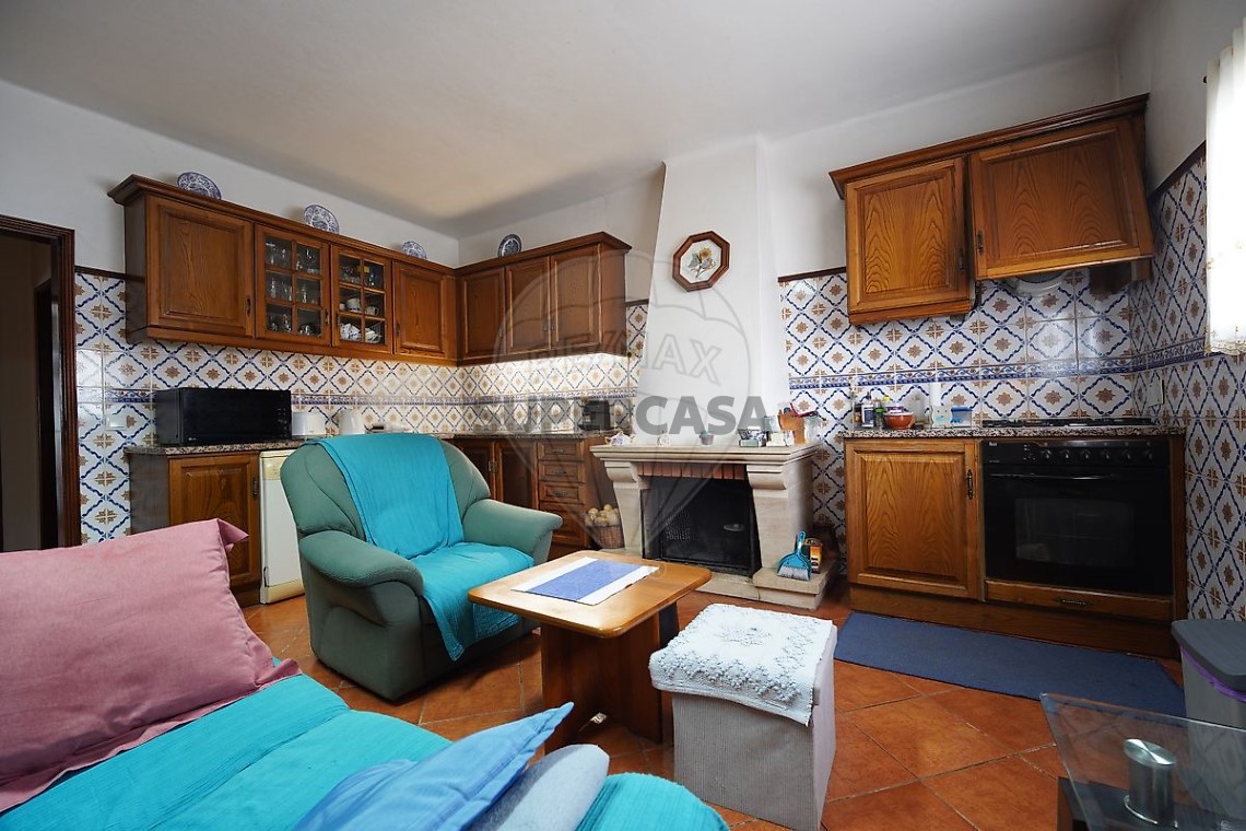 Casa 4 habitaciones en venta en São Martinho do Bispo e Ribeira de Frades