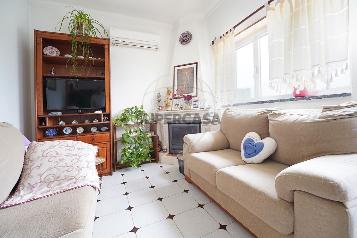 Casa 4 habitaciones en venta en São Martinho do Bispo e Ribeira de Frades