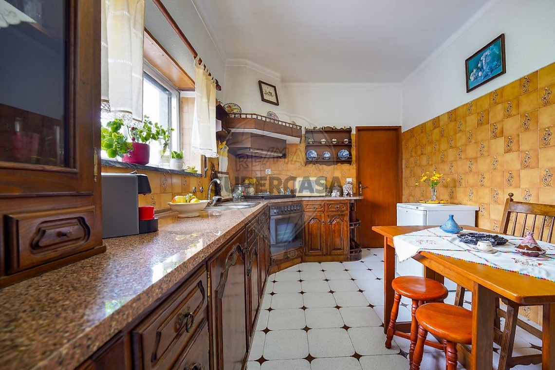 Casa 4 habitaciones en venta en São Martinho do Bispo e Ribeira de Frades