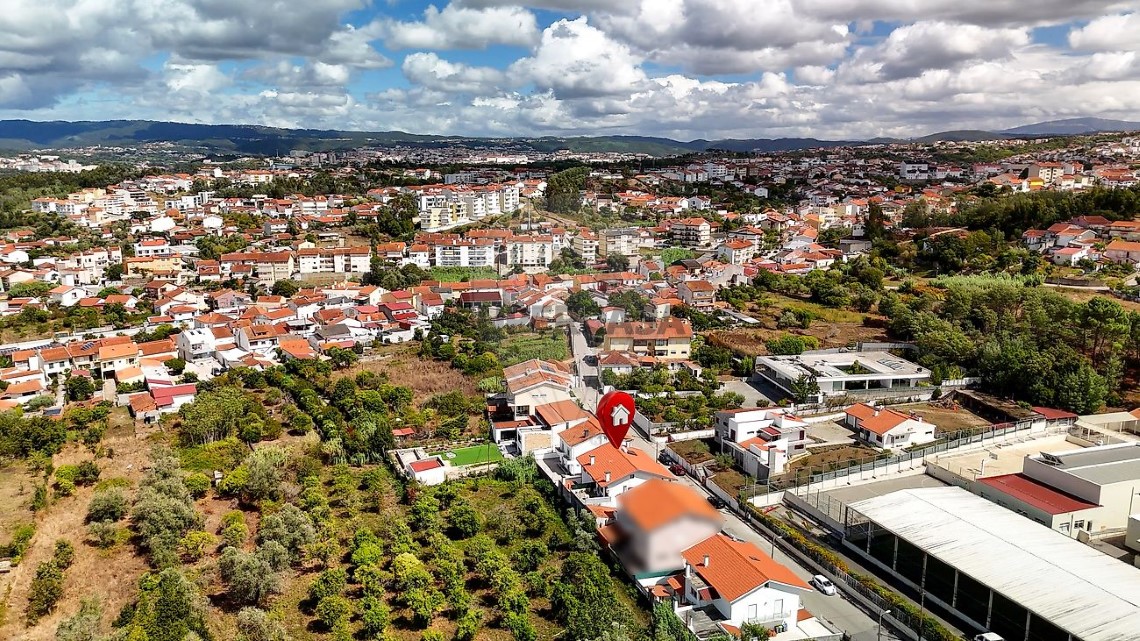 Casa 4 habitaciones en venta en São Martinho do Bispo e Ribeira de Frades