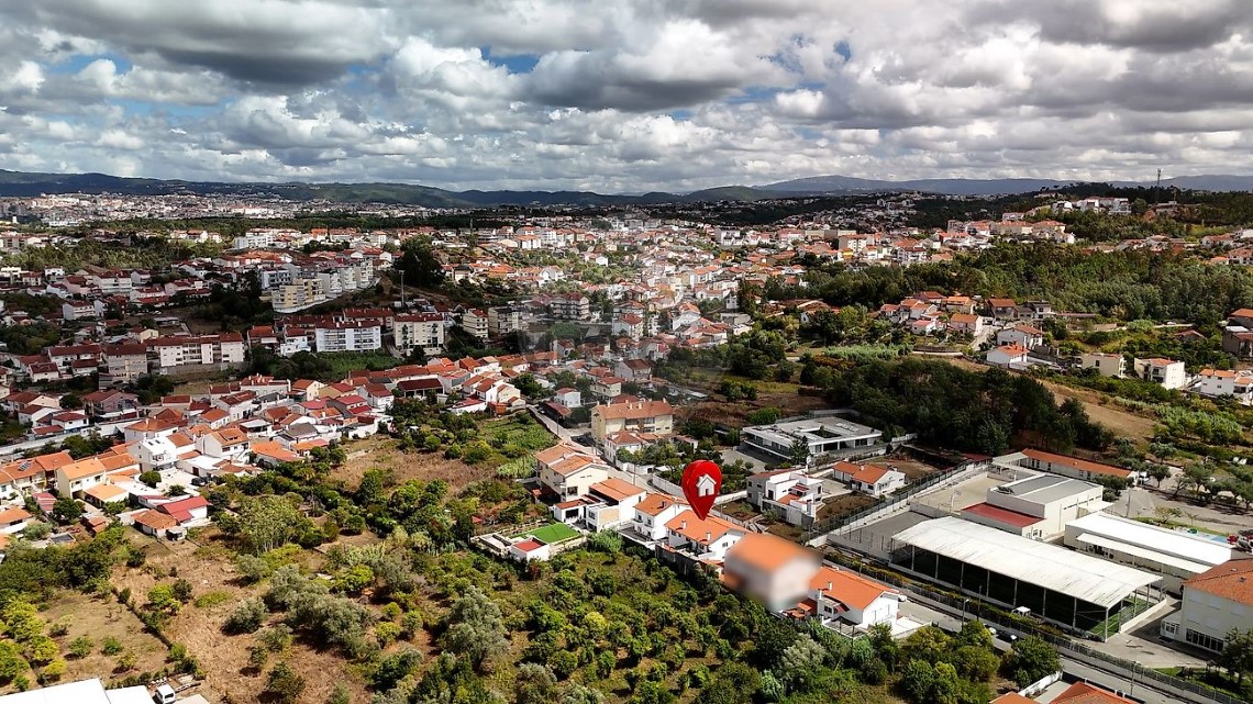 Casa 4 habitaciones en venta en São Martinho do Bispo e Ribeira de Frades