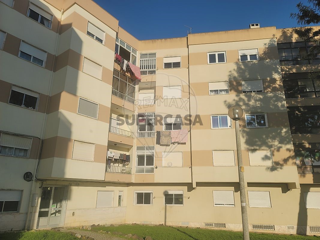 Apartment 2 Zimmer verkaufen auf Rio de Mouro