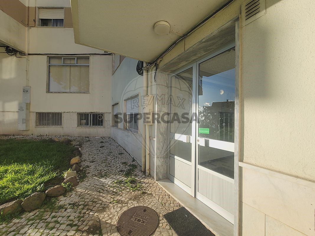 Apartment 2 Zimmer verkaufen auf Rio de Mouro
