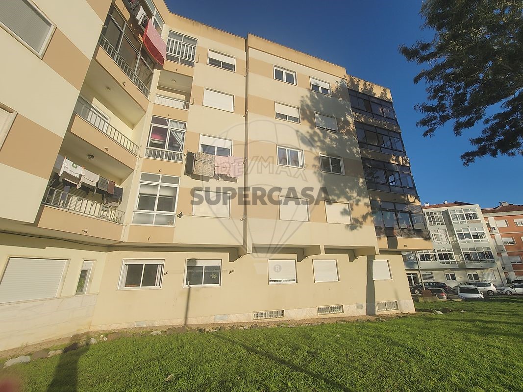 Apartment 2 Zimmer verkaufen auf Rio de Mouro