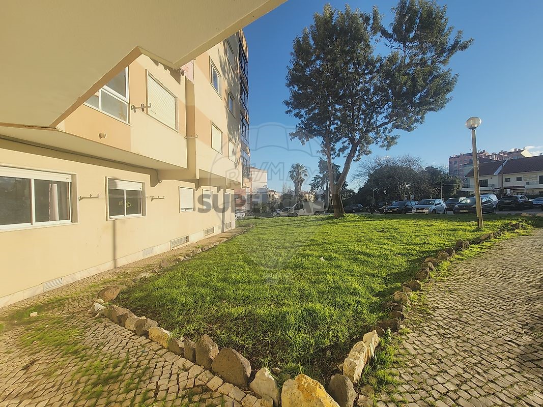 Apartment 2 Zimmer verkaufen auf Rio de Mouro