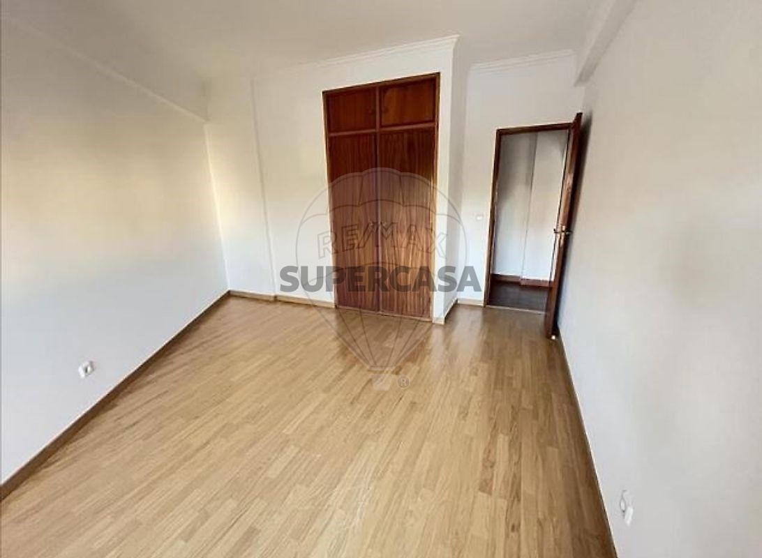 Apartment 2 Zimmer verkaufen auf Rio de Mouro