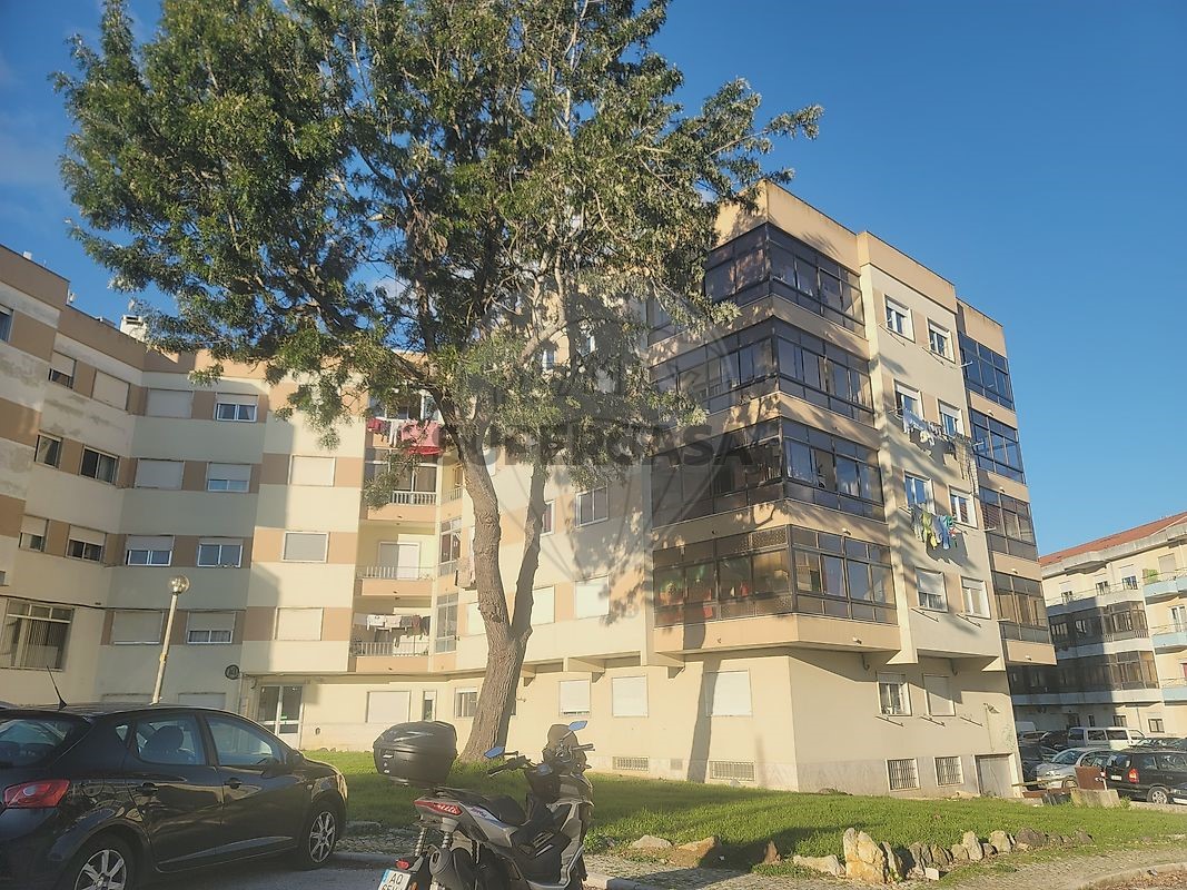 Apartment 2 Zimmer verkaufen auf Rio de Mouro
