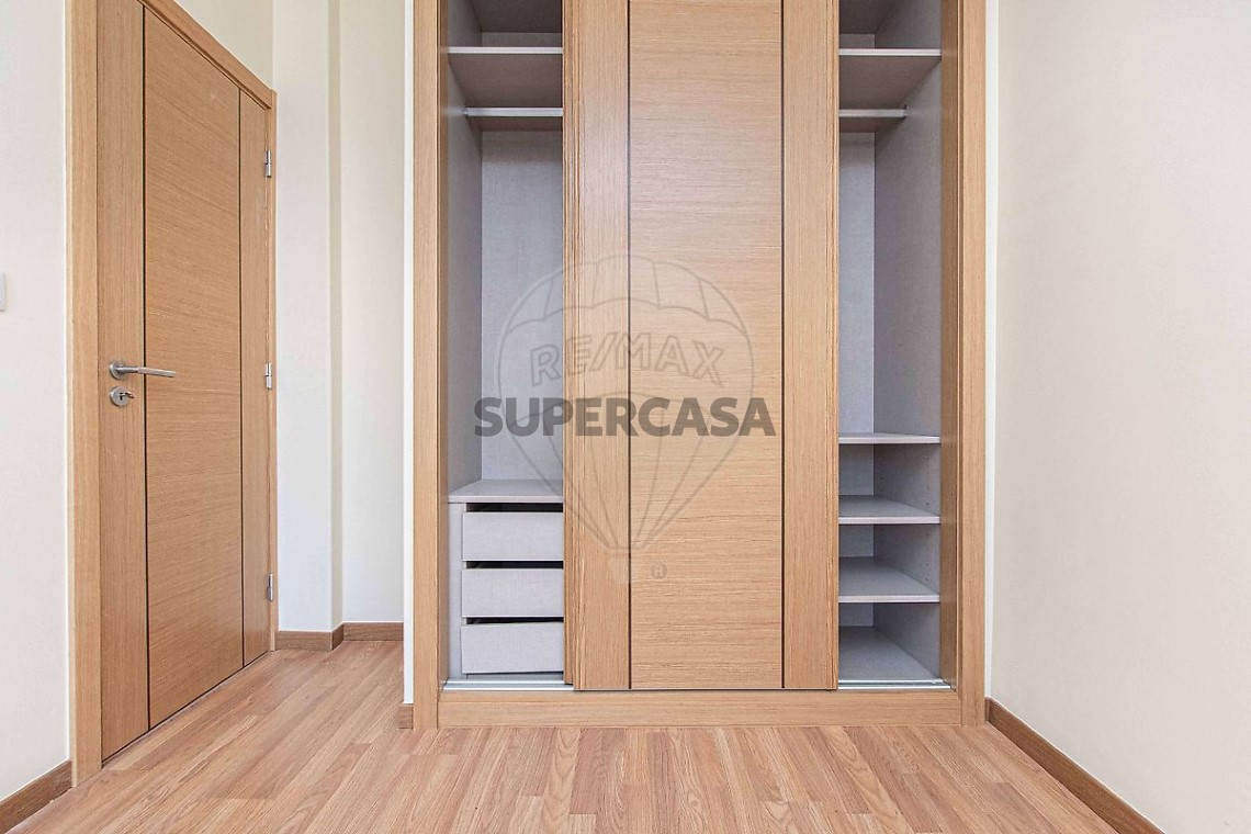 Apartment 2 Zimmer verkaufen auf Águas Livres