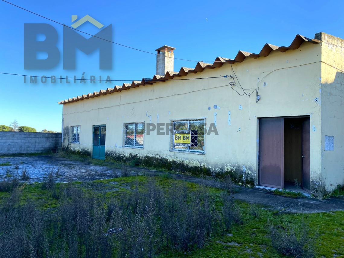 Bar / Restaurante à venda em Escalos de Cima