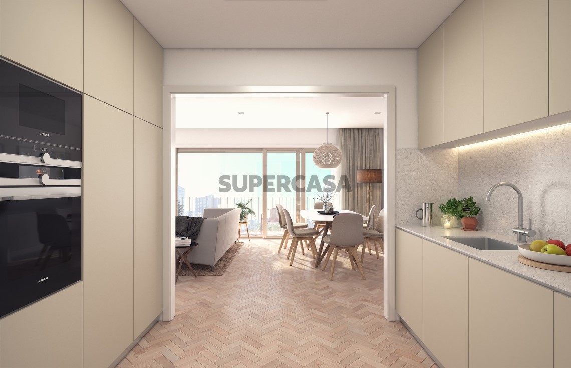 Nova construção à venda na Rua Padre Diamantino Gomes
