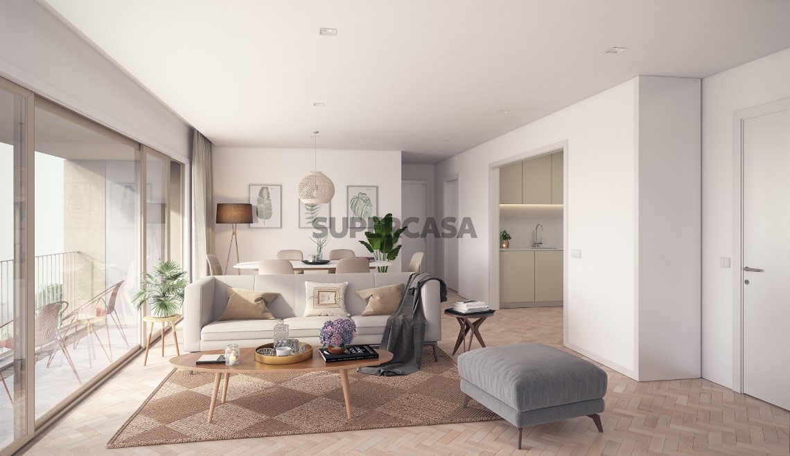 Nova construção à venda na Rua Padre Diamantino Gomes