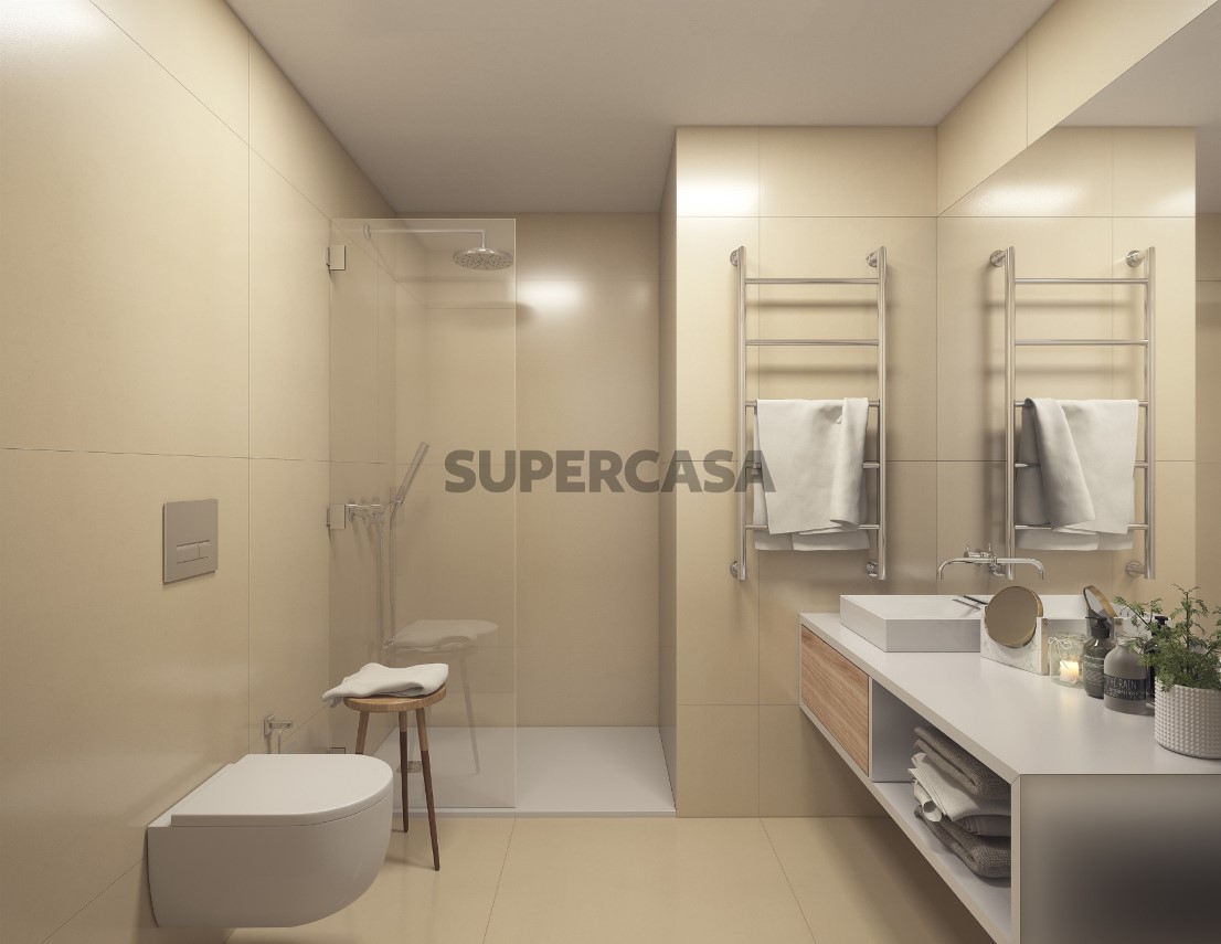 Nova construção à venda na Rua Padre Diamantino Gomes