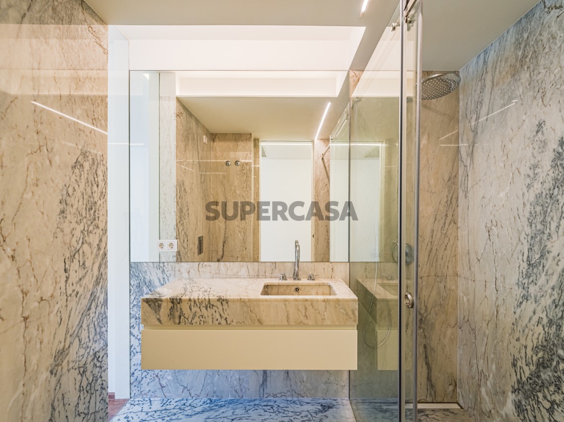 Wc Suite 1