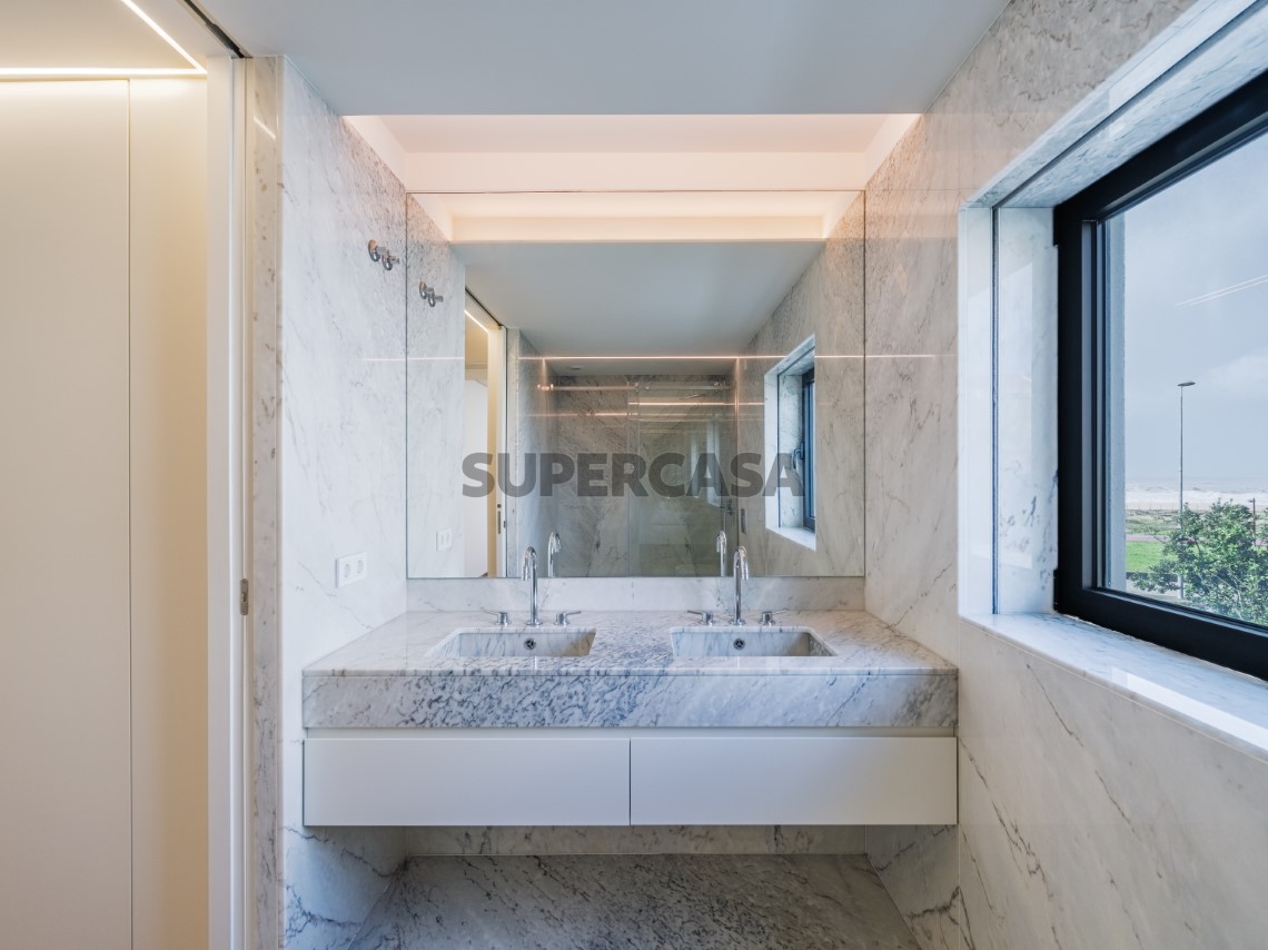 Wc Suite 2