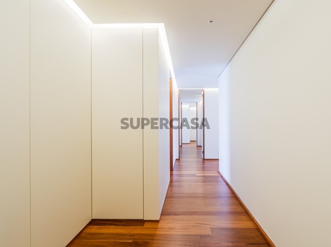 Hall Entrada