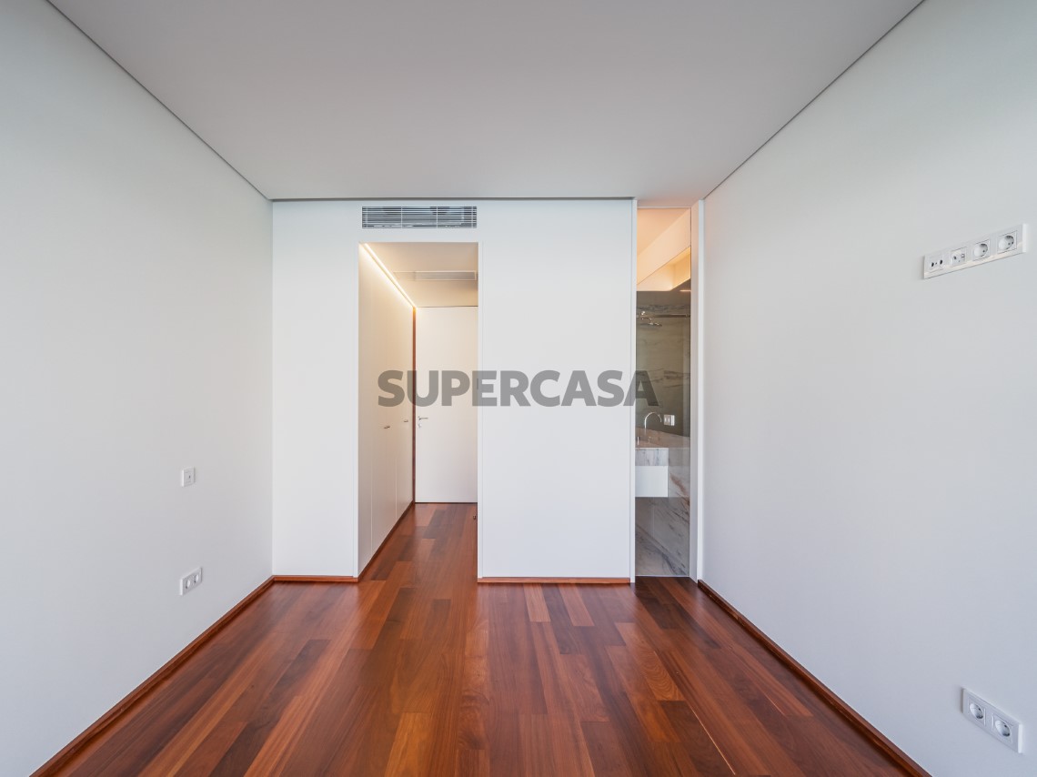 Suite 2