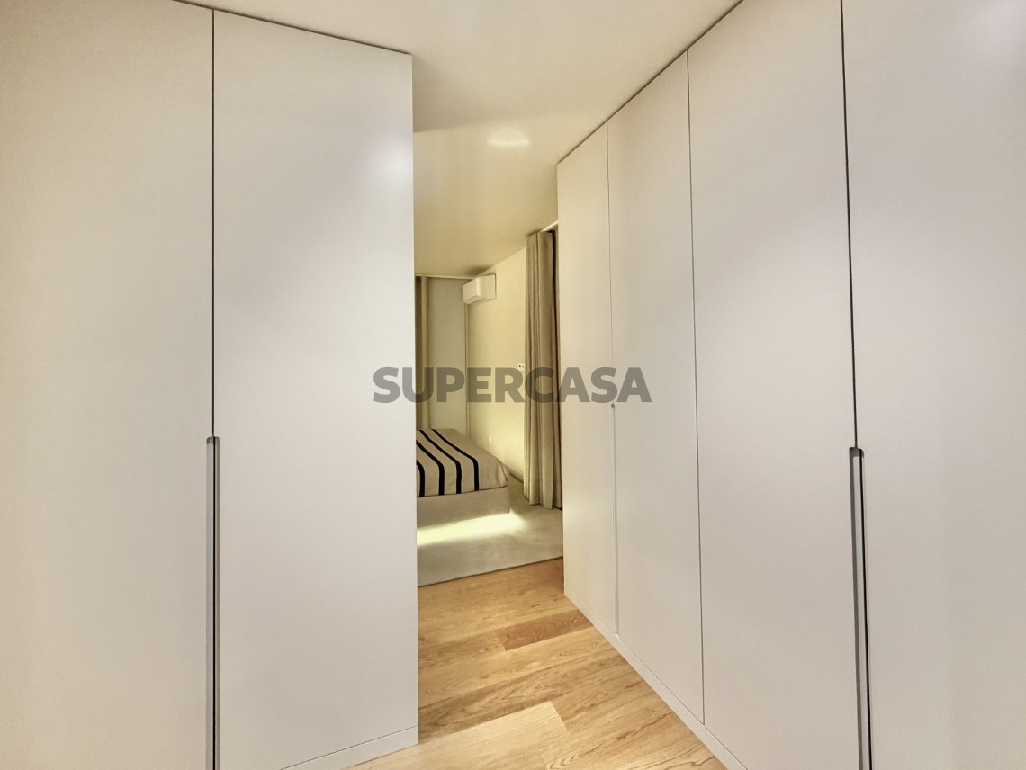 Suite 1 Closet