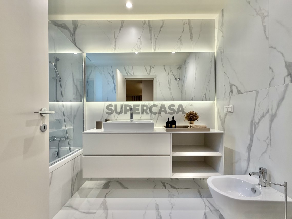 Wc Suite 1