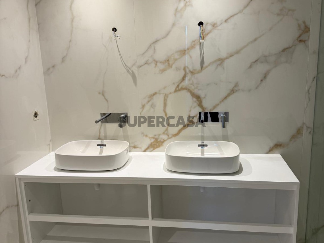 Wc Suite 1