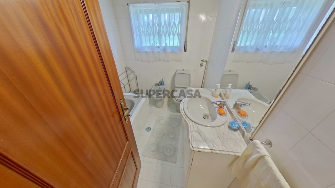 Moradia T3 com terreno, São João das Lampas (7)