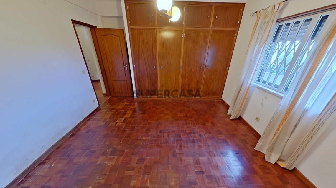 Moradia T3 com terreno, São João das Lampas (9)
