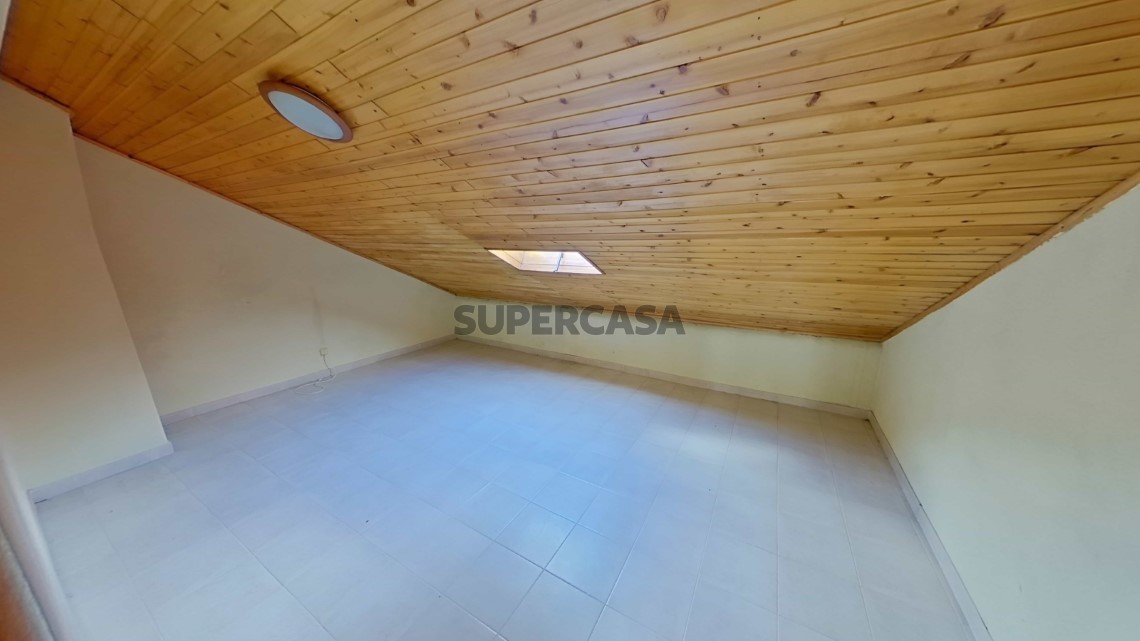 Moradia T3 com terreno, São João das Lampas (14)