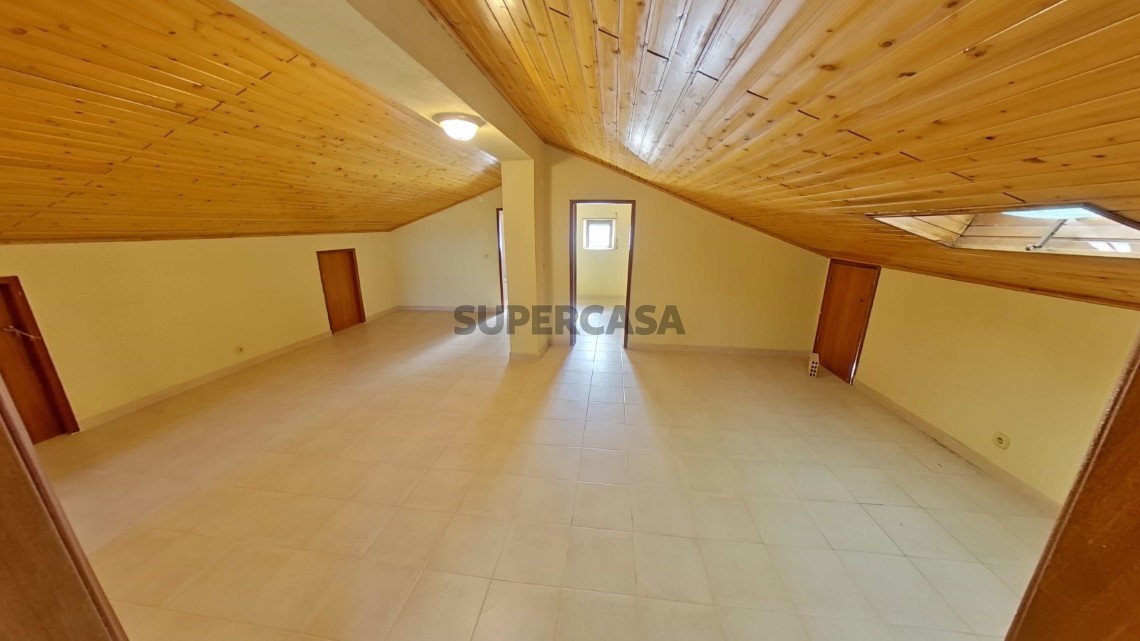 Moradia T3 com terreno, São João das Lampas (20)