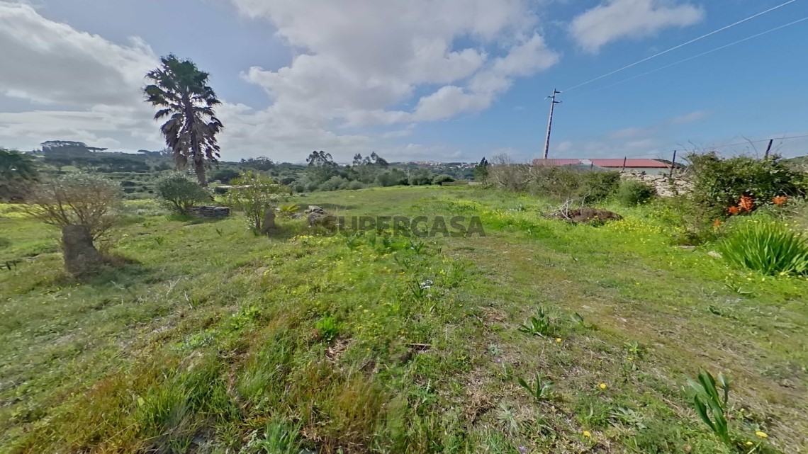 Moradia T3 com terreno, São João das Lampas (30)