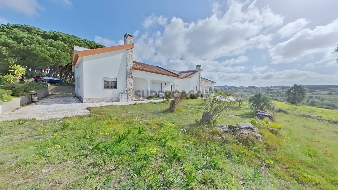 Moradia T3 com terreno, São João das Lampas (31)