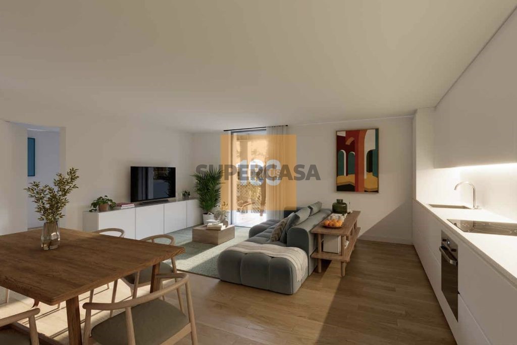 Interiores: sala e cozinha