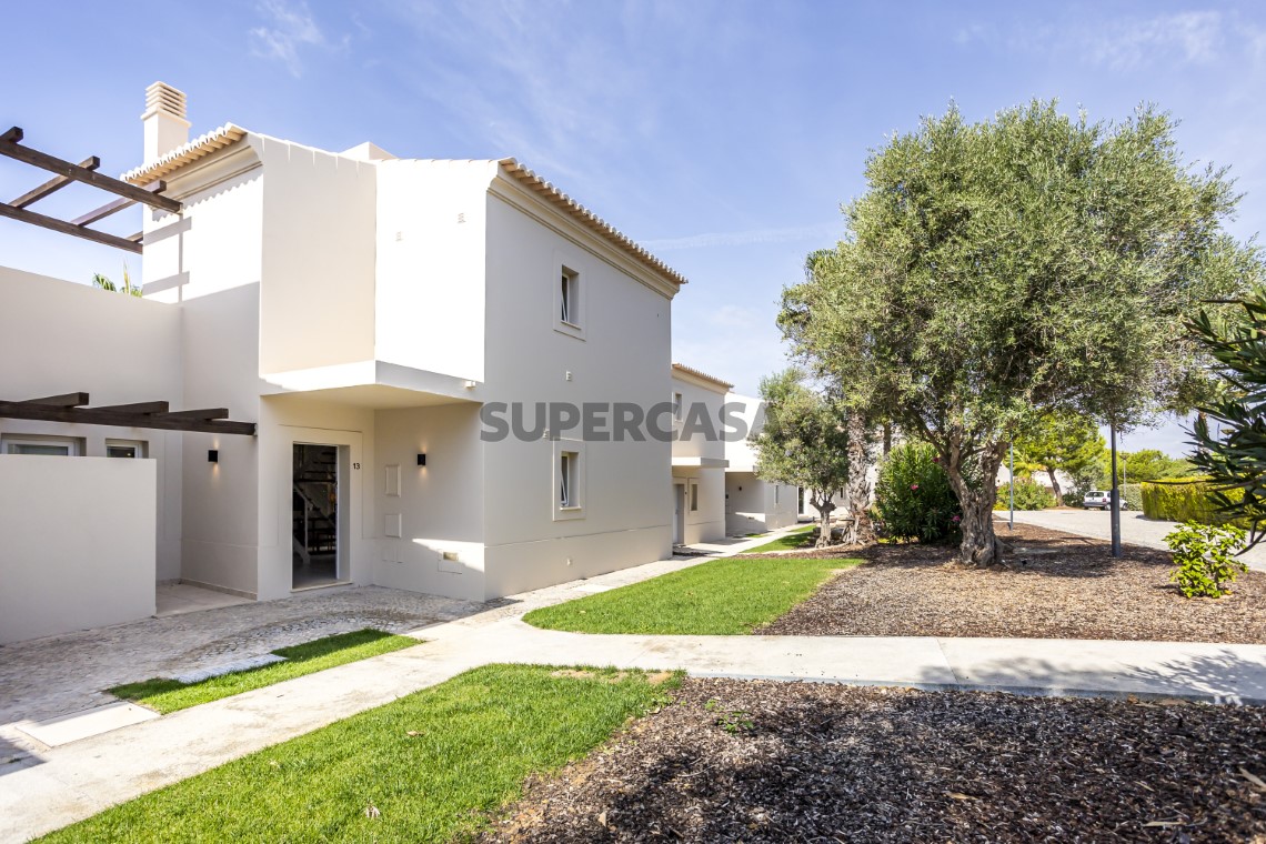 2 bedroom house in private condominium, Carvoeiro, Lagoa