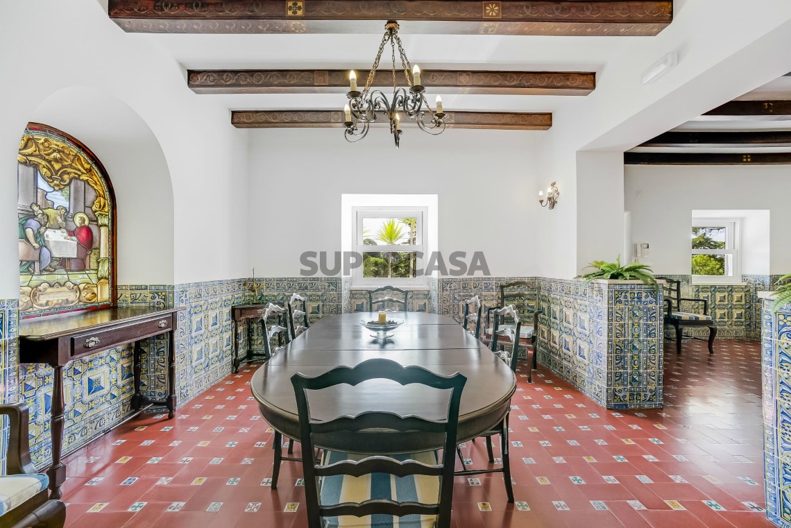 Beautiful manor house in Magoito