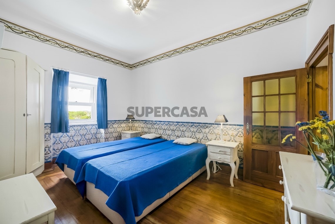 Beautiful manor house in Magoito