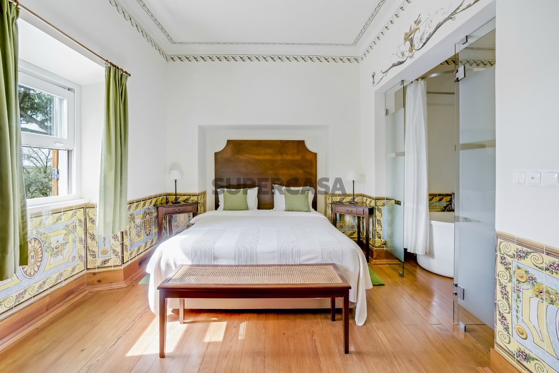 Beautiful manor house in Magoito