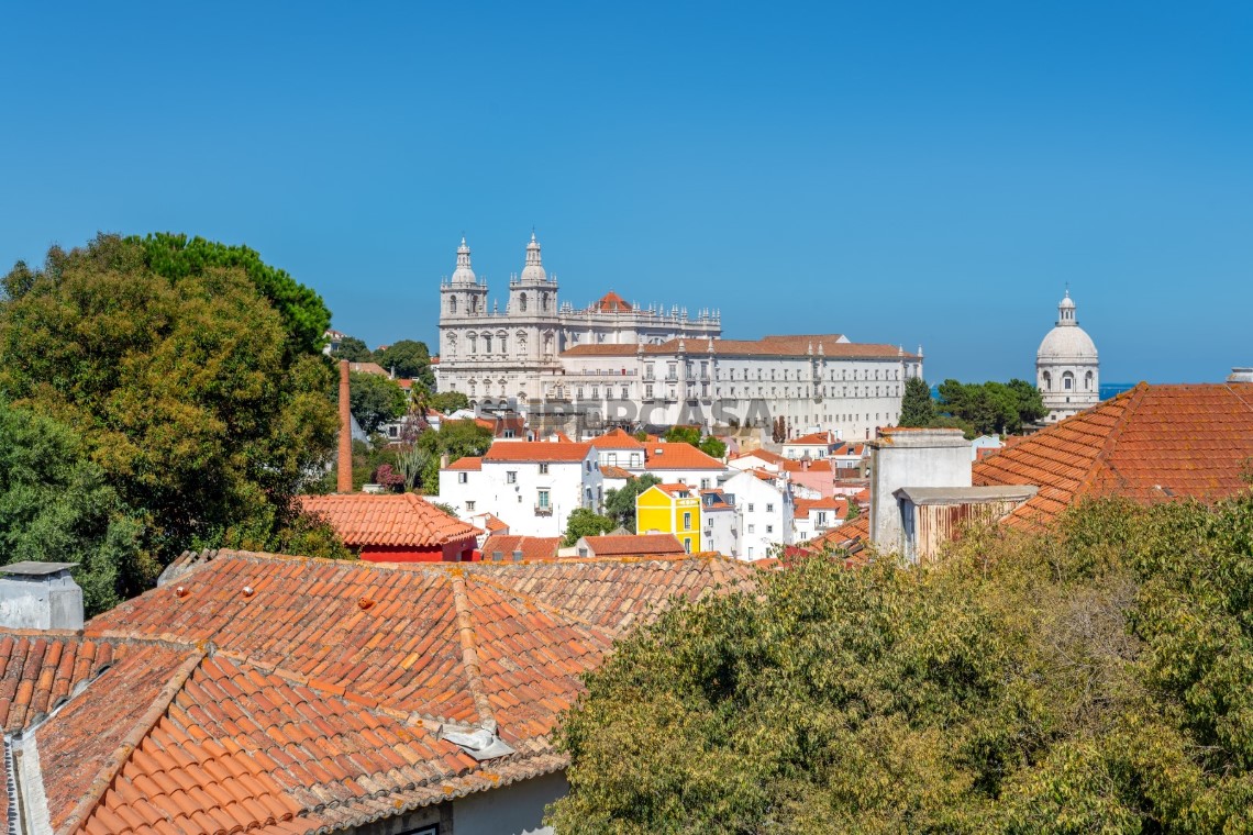 Exklusive Villa mit fünf Schlafzimmern in Alfama