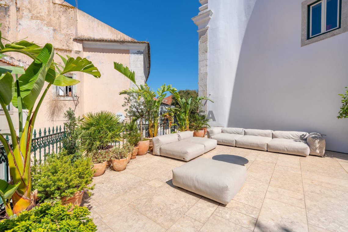 Exklusive Villa mit fünf Schlafzimmern in Alfama