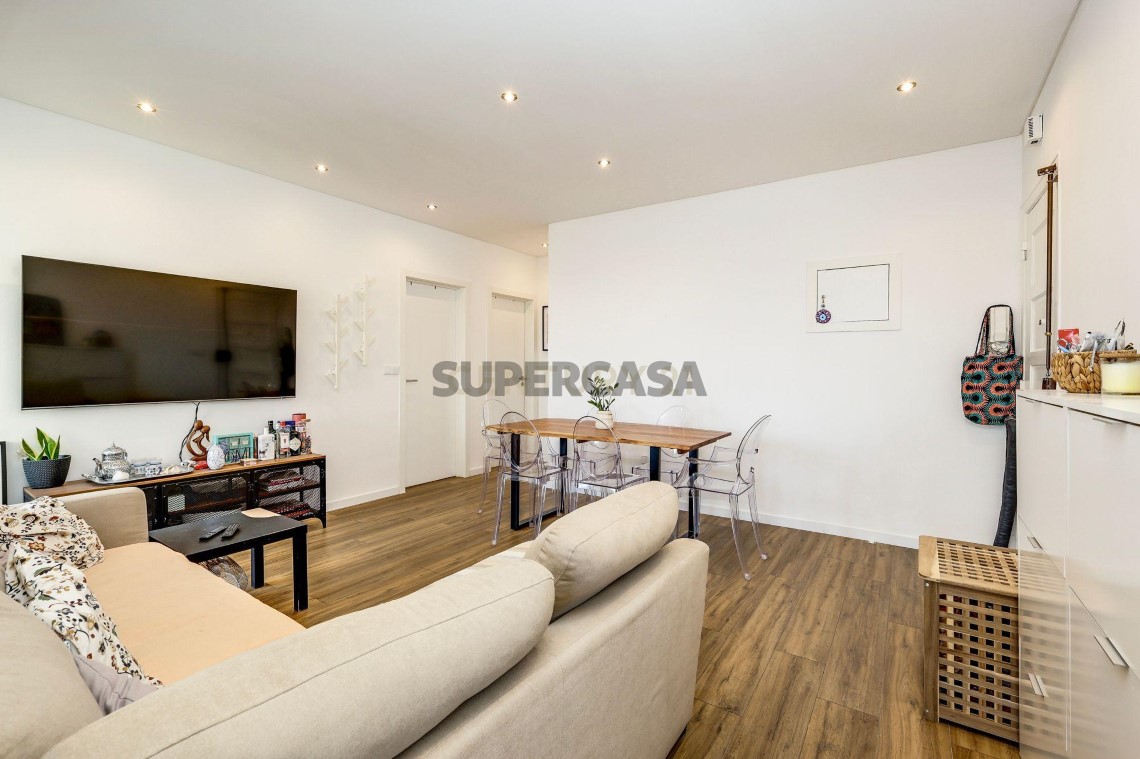 Apartment 2 Zimmer verkaufen auf Águas Livres