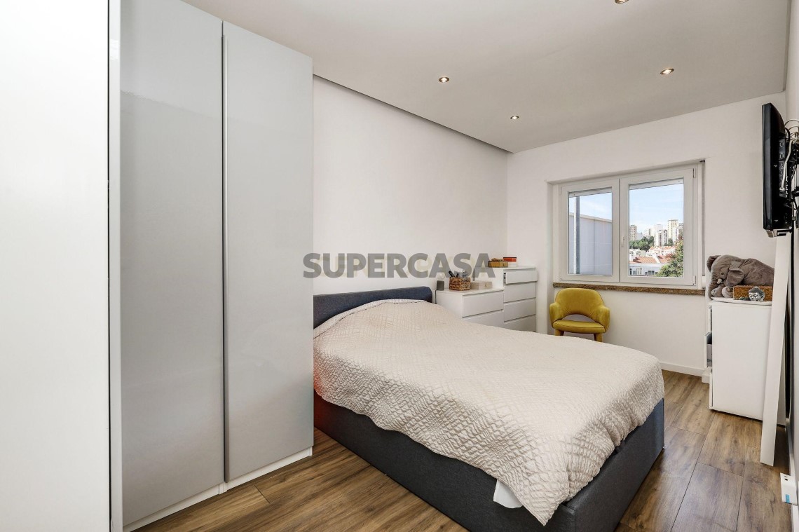 Apartment 2 Zimmer verkaufen auf Águas Livres