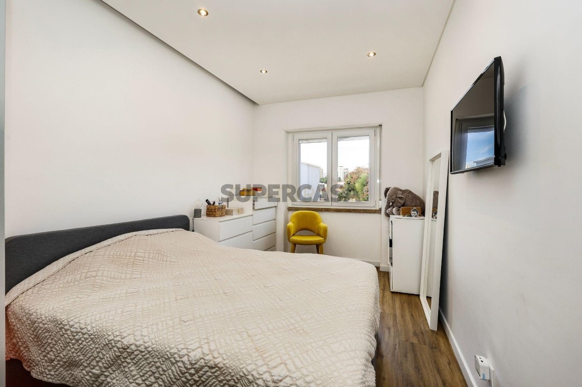 Apartment 2 Zimmer verkaufen auf Águas Livres