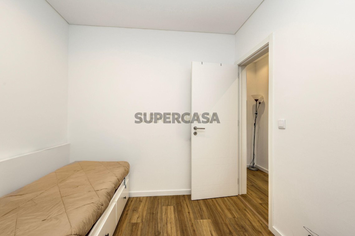 Apartment 2 Zimmer verkaufen auf Águas Livres