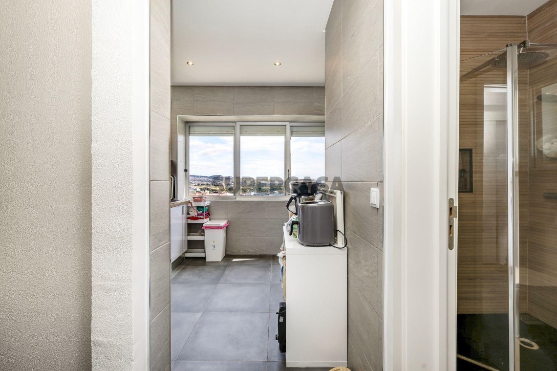 Apartment 2 Zimmer verkaufen auf Águas Livres