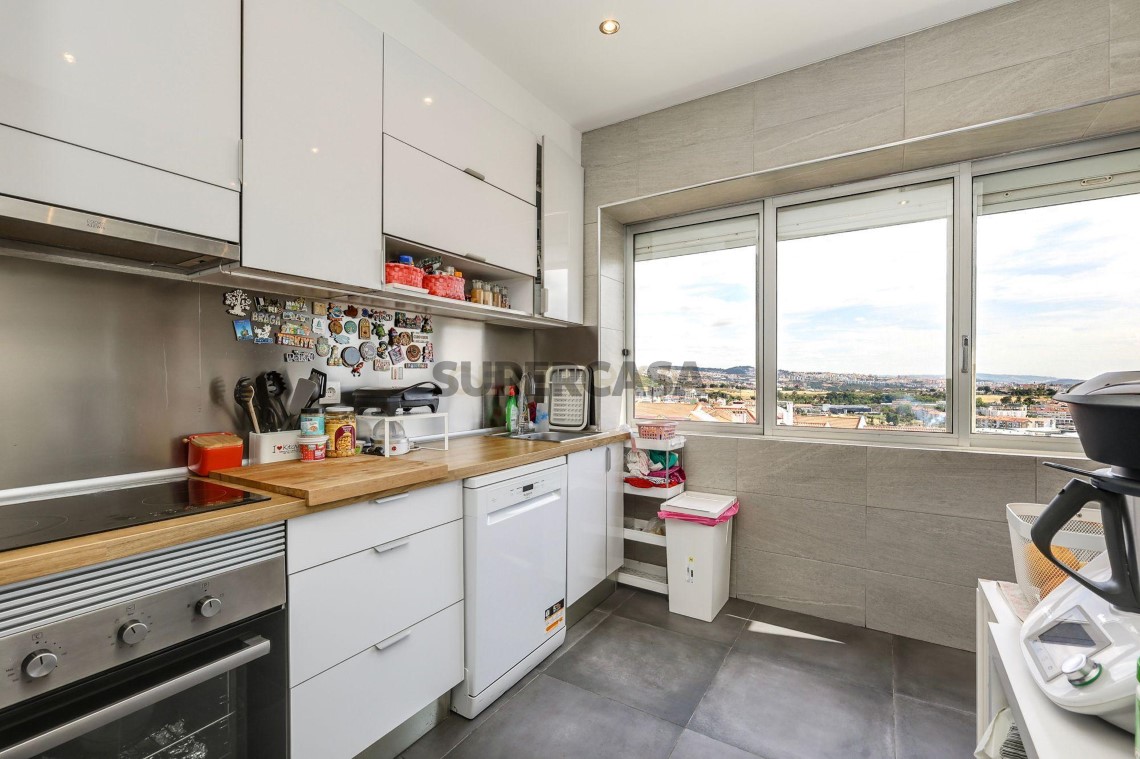 Apartment 2 Zimmer verkaufen auf Águas Livres