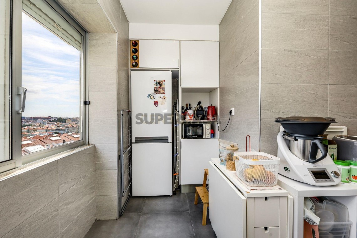 Apartment 2 Zimmer verkaufen auf Águas Livres